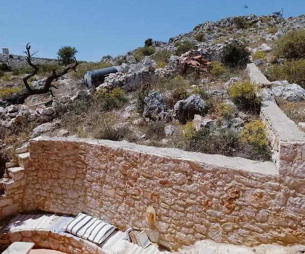 Luce Villa Chalki Town