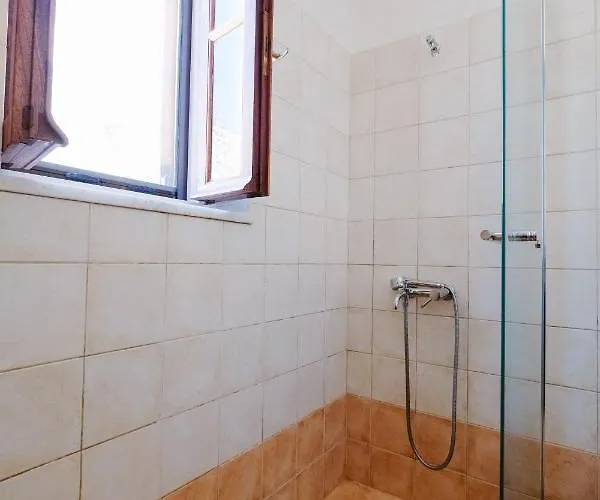 Villa Luce Chalki Town