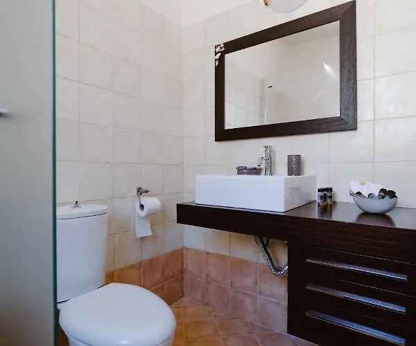 Luce Villa Chalki Town