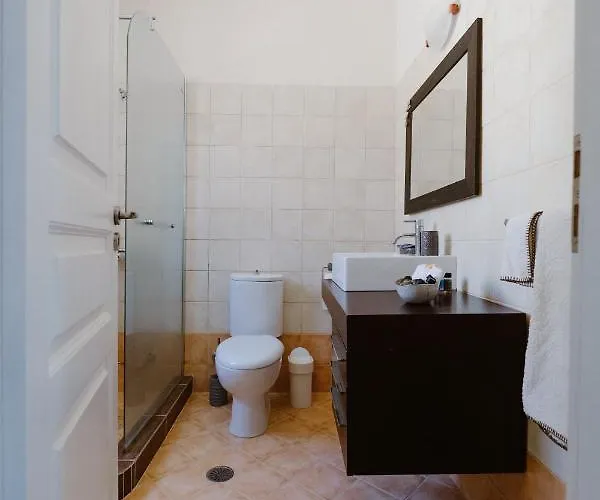 Villa Luce Chalki Town