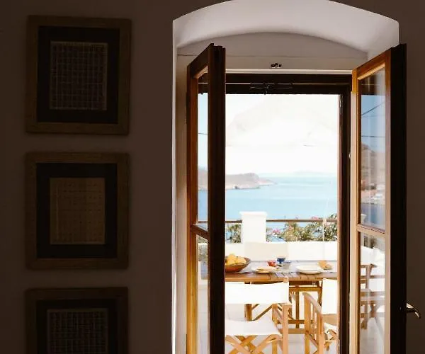 Villa Luce Chalki Town